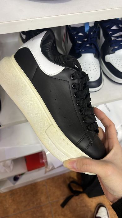 Продам кроссовки Air Jordan