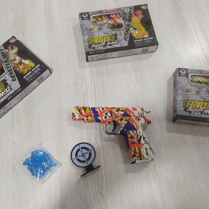 Orbeez Gun Игрушечный пистолет стреляет орбиз Beretta M92 Orbeez