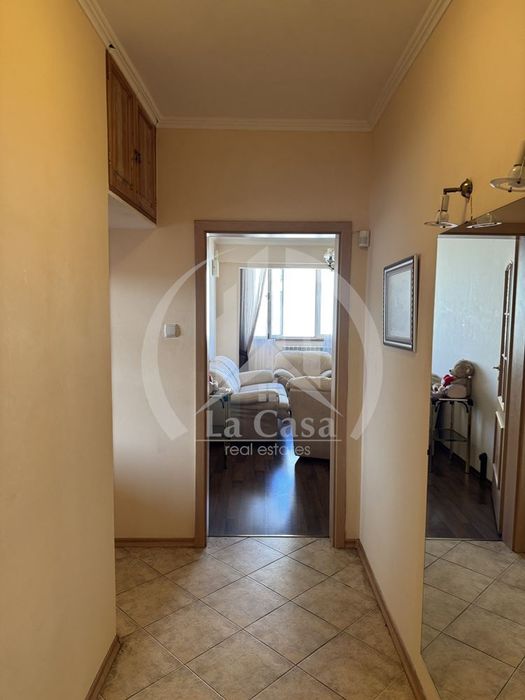 Продава се Тристаен апартамент в София, Надежда 2 - 85 кв.м за 2530 €/кв.м - Снимка #8