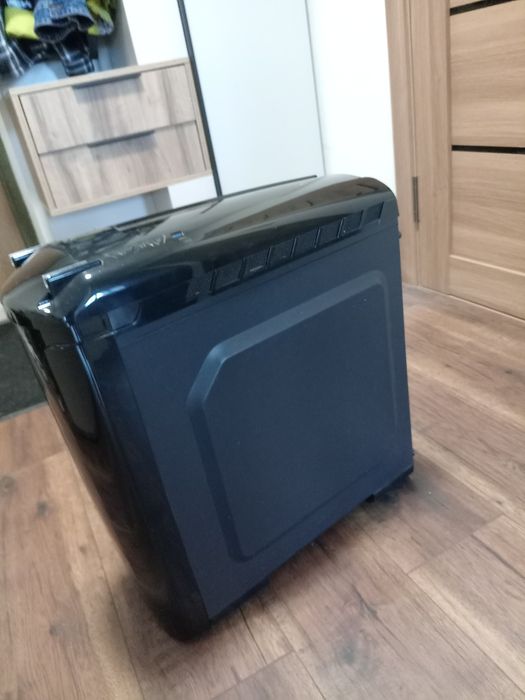 Продам корпус для ПК