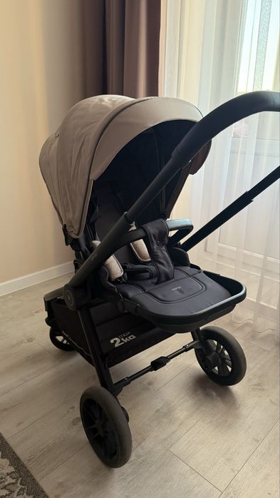 Продам коляску 2в1