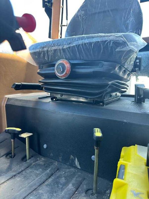 Трактор SADING 1204 мощность двигателя 120 л.с.