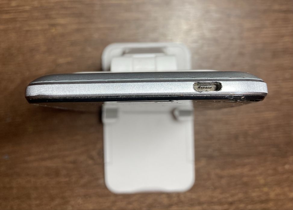 Vodafone Smart N8 (VFD 610) - Spart dar perfect funcțional