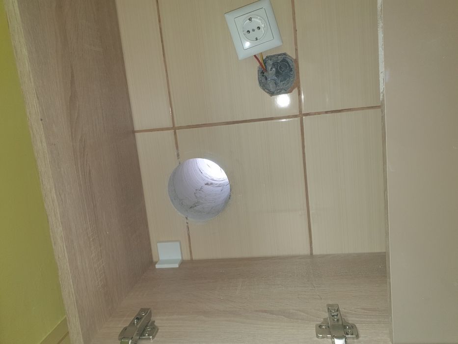 Gaura centrala canalizare hota aerisire beton caramida bca