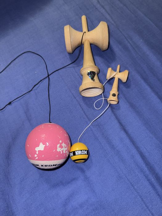 Kendama micro krom