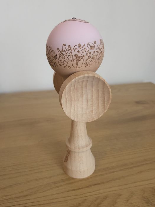 Kendama Miguel Kitchen Erraticsquirrel Roz