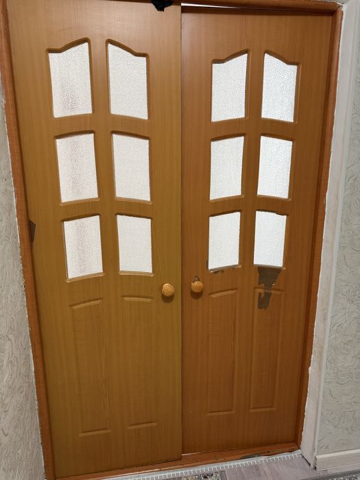 Отдам даром 3 двери