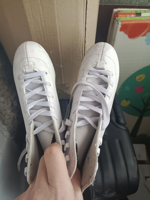 Продам коньки для девочки