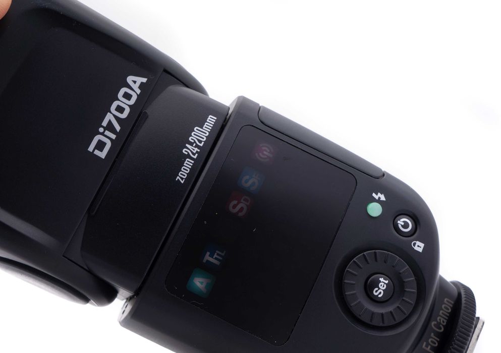 Blit Nissin Di 700A patina Canon EOS si mirrorless, nou