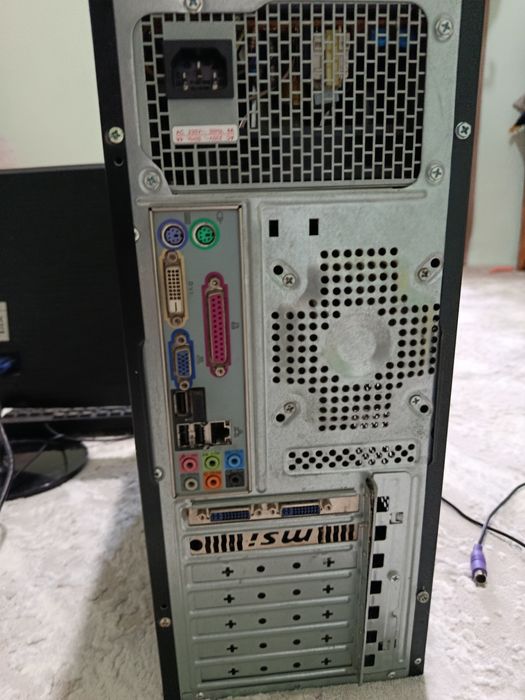 Продаëтся компьютет не рабочий