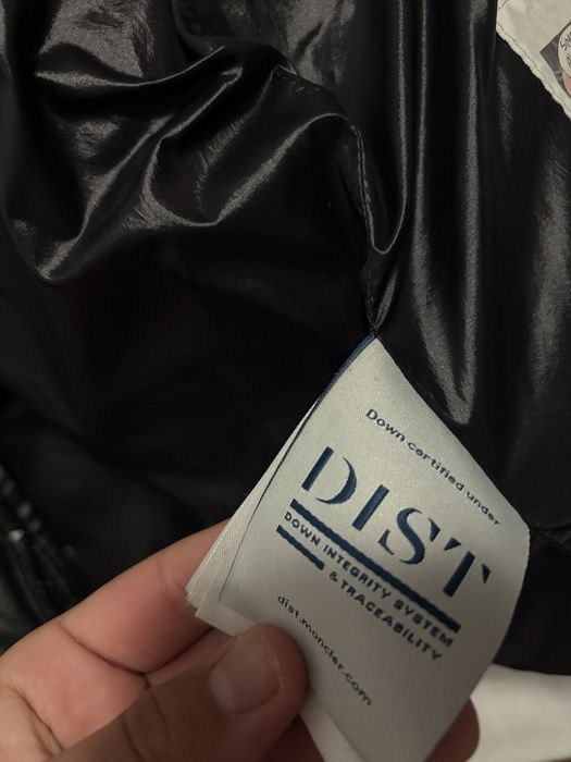 Geaca moncler noua neagra