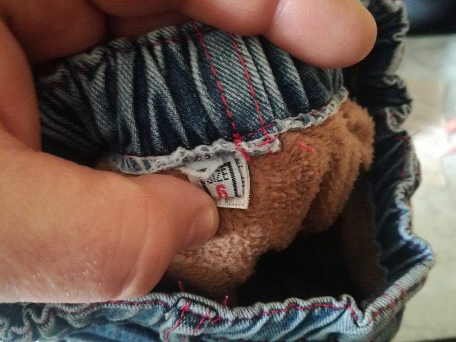 Продавам детски панталонки дълги за момиче