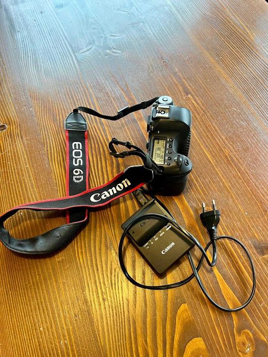Aparat foto Canon EOS 6D Body Full Frame