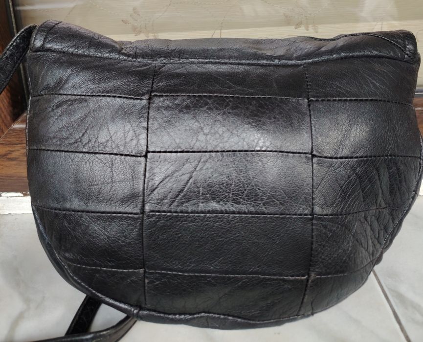 Geanta neagra de piele naturală