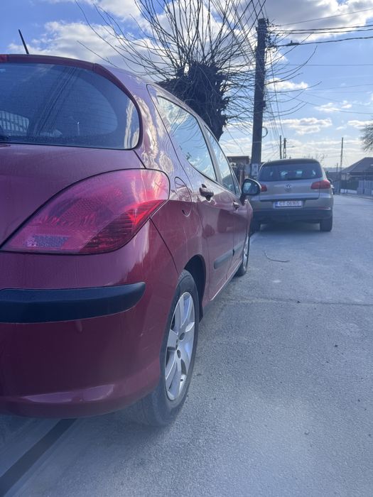 Vând Peugeot 308 1.6VTi