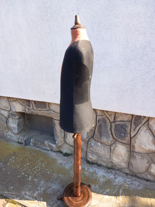 Suport de haine vechi