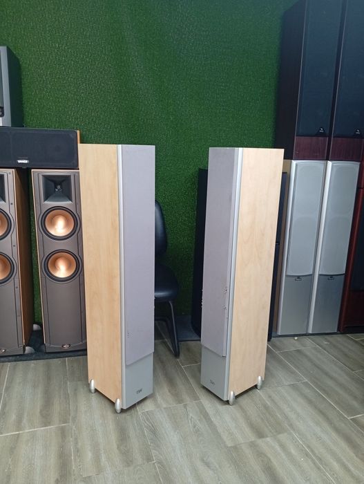 Тонколони HECO Vitas-800