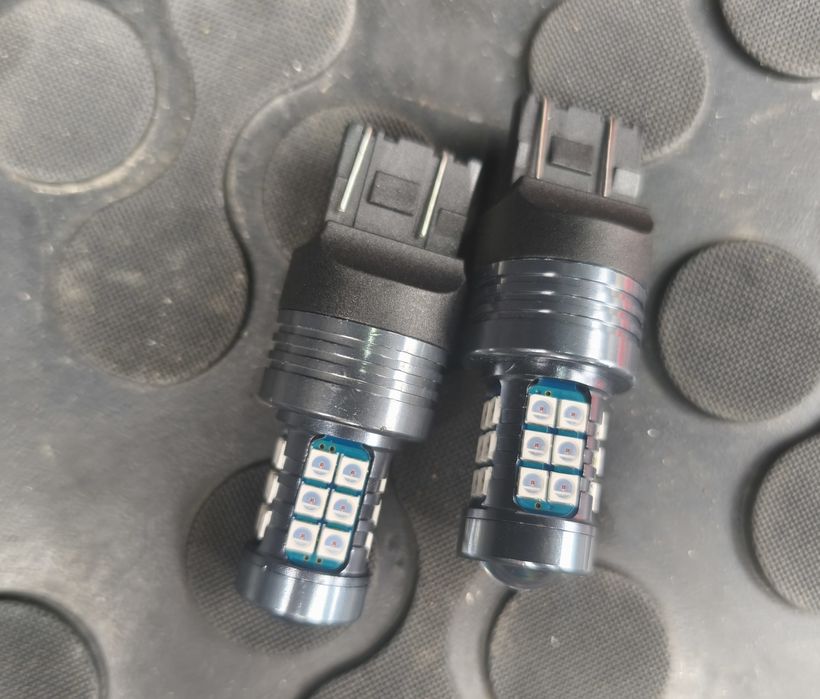 Лед червени крушки за стопове