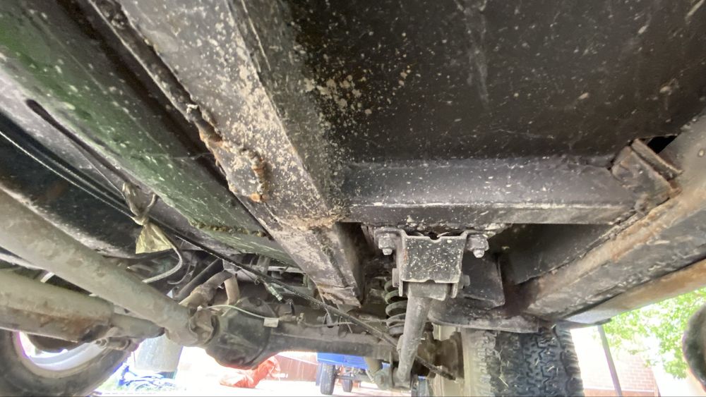 Нива сатылады  екеуі бір бағаға