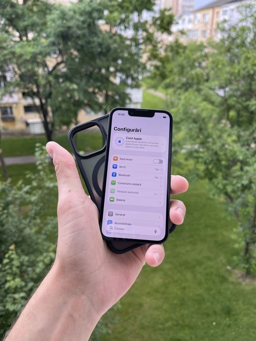 • Iphone  13 Mini • black •