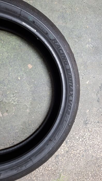 Мото сликове Bridgestone soft/ medium
