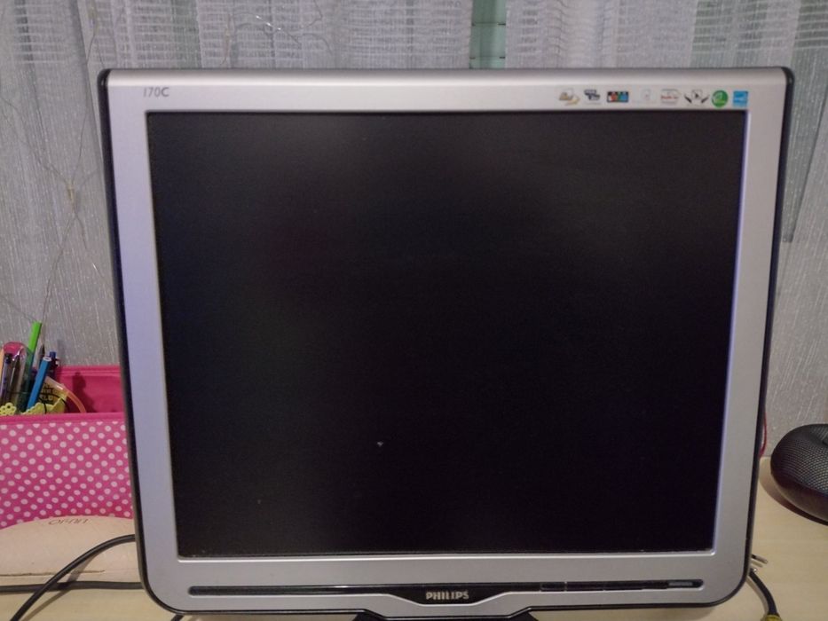 Монитор PHILIPS в комплект