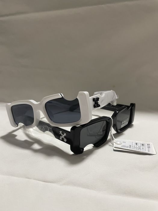 Ochelari Off-White!
