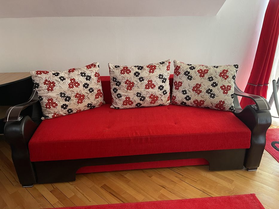 canapea extensibila.