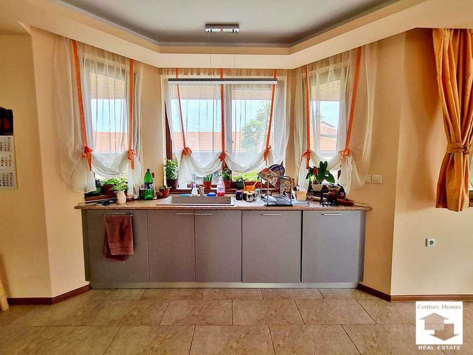 Продава се Къща в с. Шемшево, Област Велико Търново - 250 кв.м за 2240 €/кв.м - Снимка #3