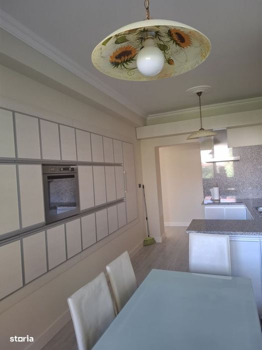 Apartament 2 camere, balcon, Centru Arad