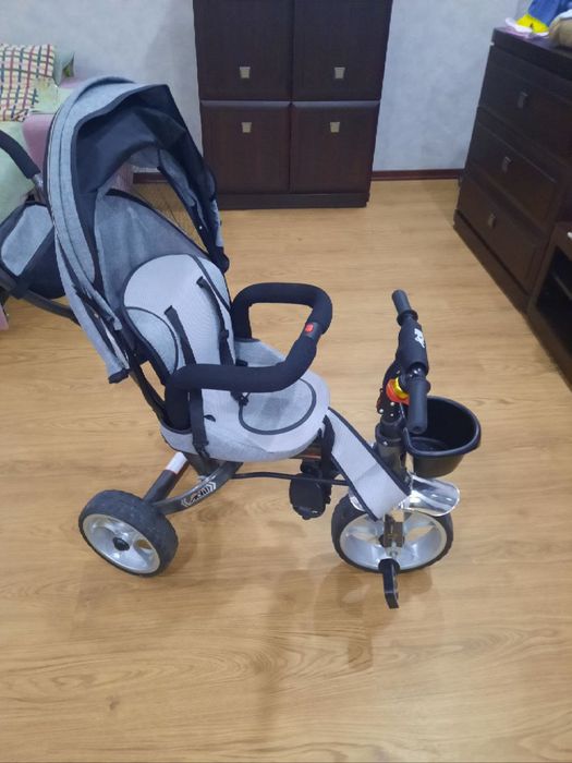 Продается велоколяска