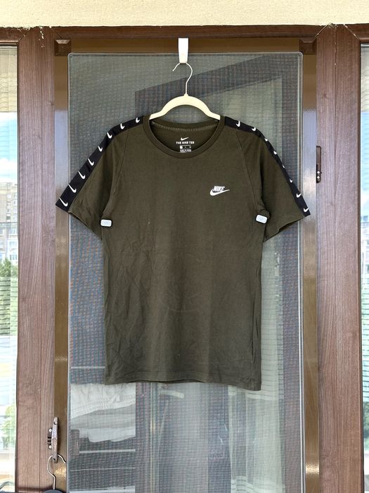 Мъжка тениска Nike (The Nike Tee)- размер S, Отлично състояние