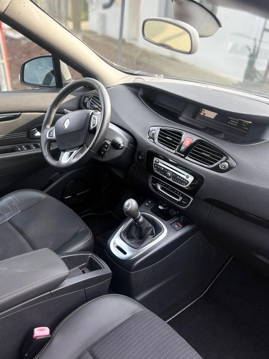 Renault grand scenic bose euro 5