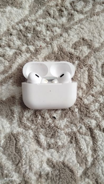 Продам наушники AirPods Pro