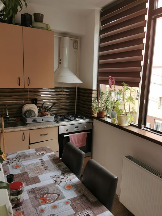 Închiriez apartament 2 camere militari residence