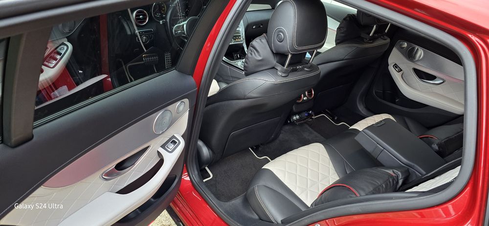 Vand Mercedes C Class W205 Pack Amg C220 4matic 9g tronic unicat!