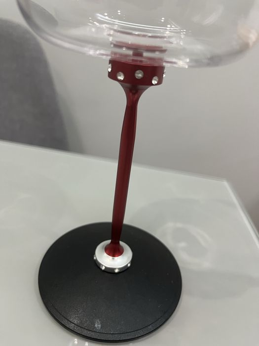 Луксозна чаша за вино