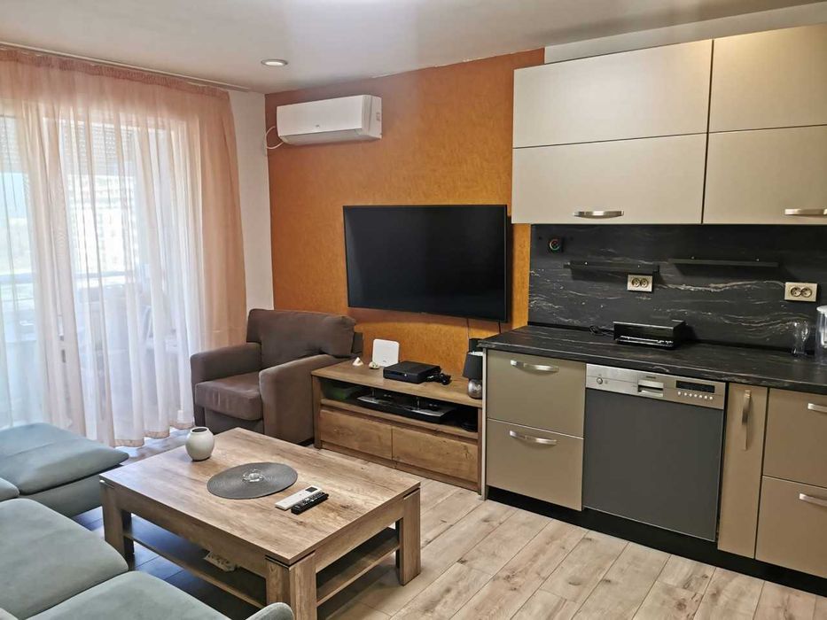 Двустаен апартамент в Смирнески