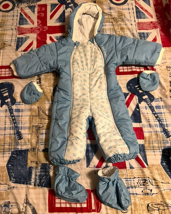 Дрехи за бебе момче 06 м