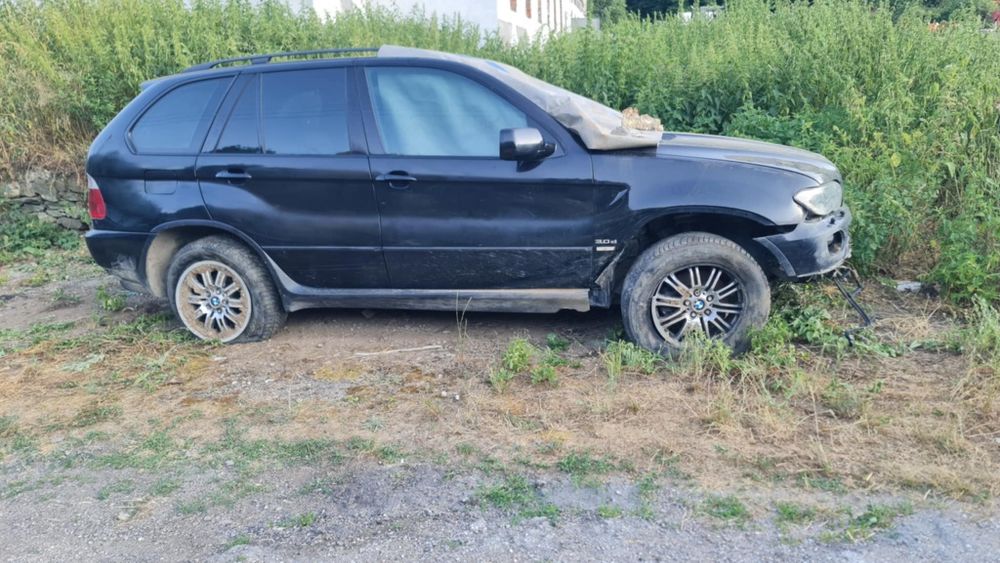 BMW X5  3000 DIESEL 218 коня ръчка