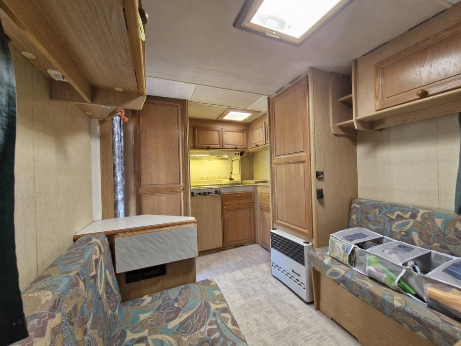 Каравана Chateau + форселт, 12/220в. Газ