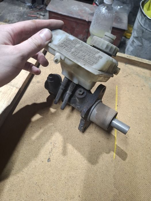 Запчасти  Пассат  б4