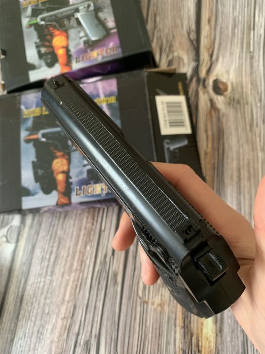 Зажигалка сувенирная