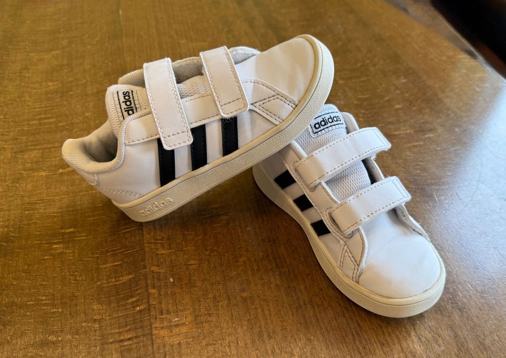 Детски маратонки Adidas, 26ти номер