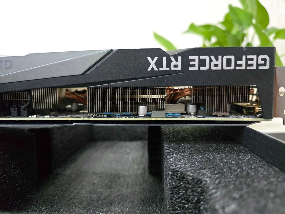 Видеокарта RTX 3070 (8 gb) от Gigabyte