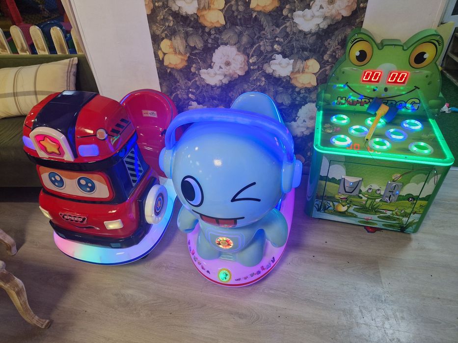 Клатушки вендинг машини капсула , топче , татуировки