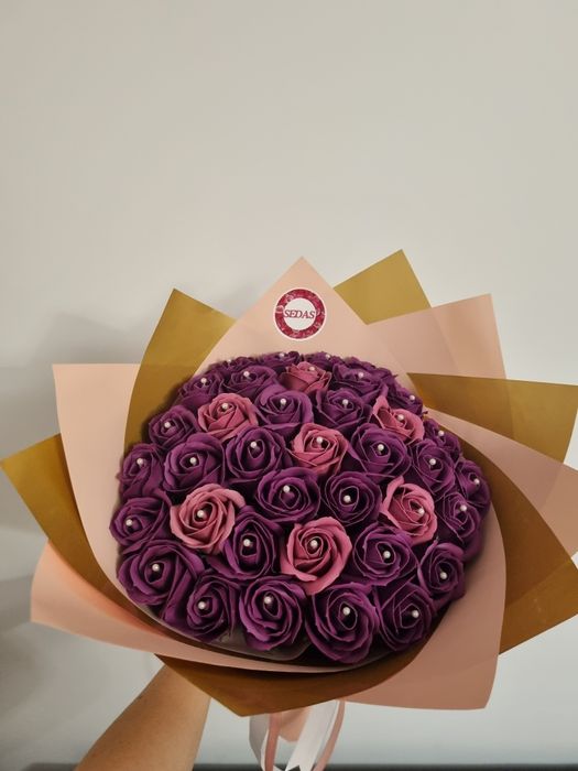 Buchet 37 trandafiri de săpun