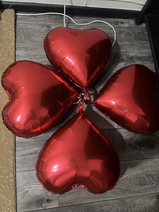 Продается шары 4 штук 2500 тг