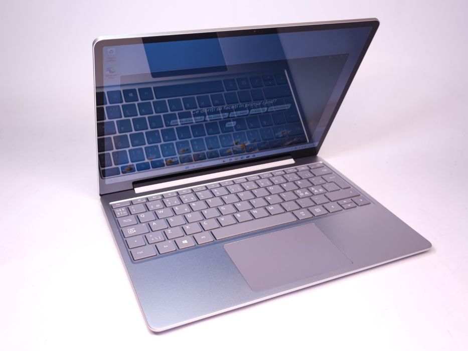 Microsoft Surface laptop GO 1943 i5-1035g1 1.19GHz | #D96390
