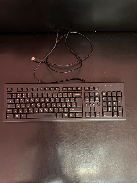 2 броя клавиатури